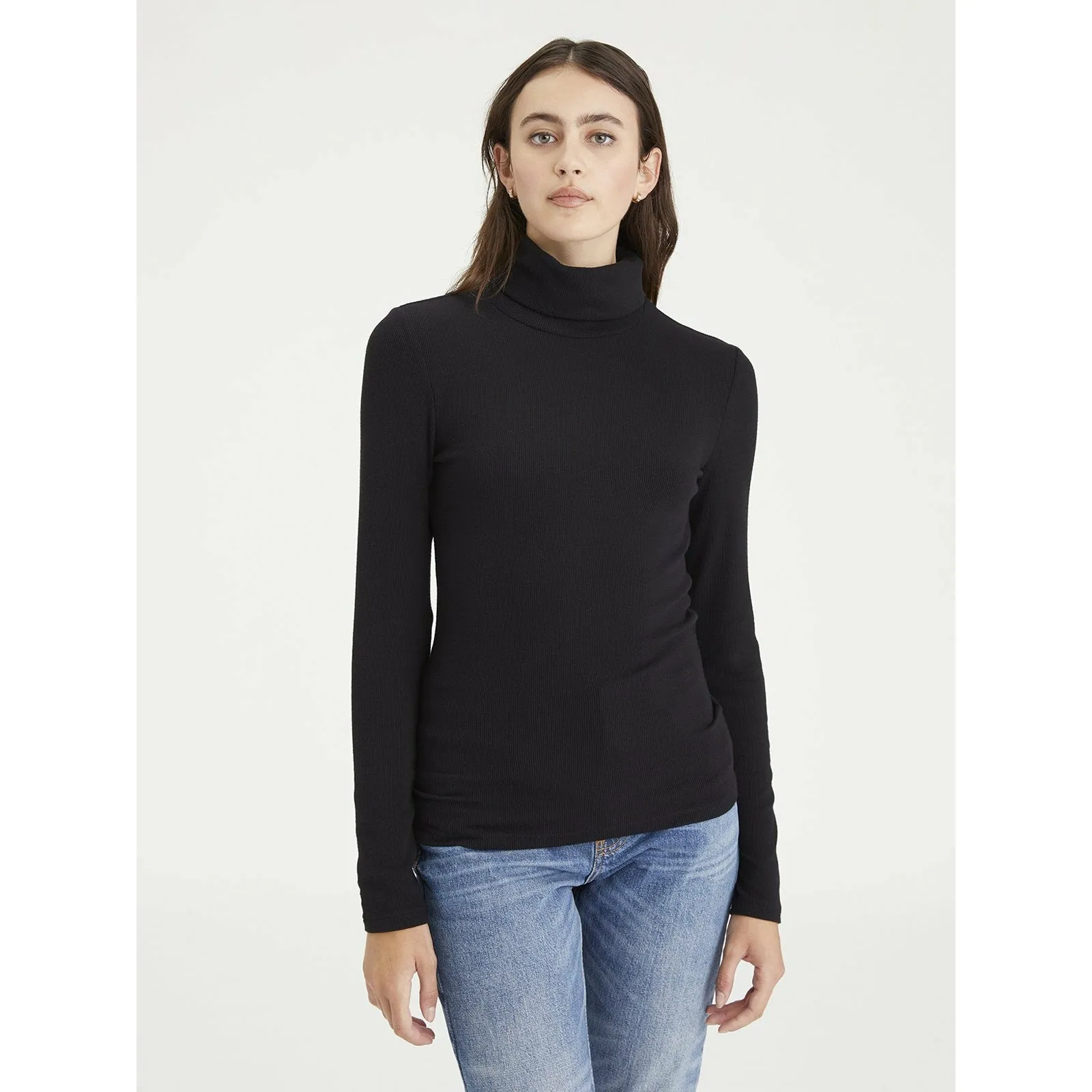 Essential Turtleneck Top