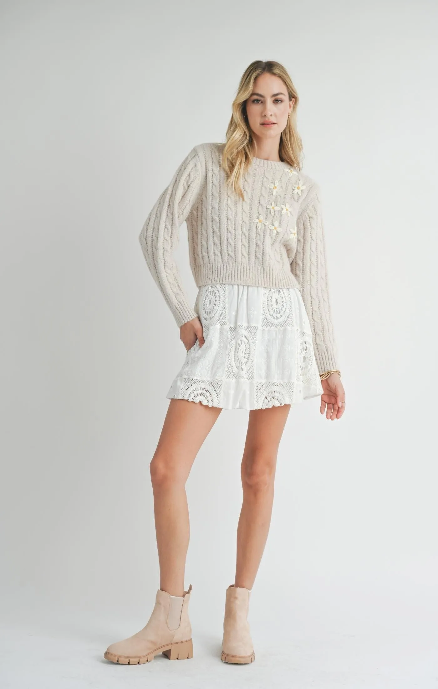 Lulu Embroidered Daisy Sweater