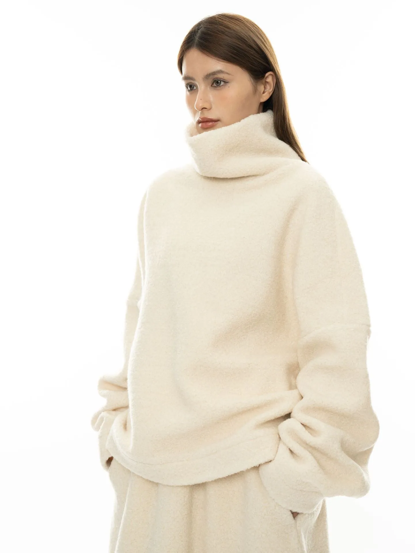 Mila Cozy Turtleneck Sweater