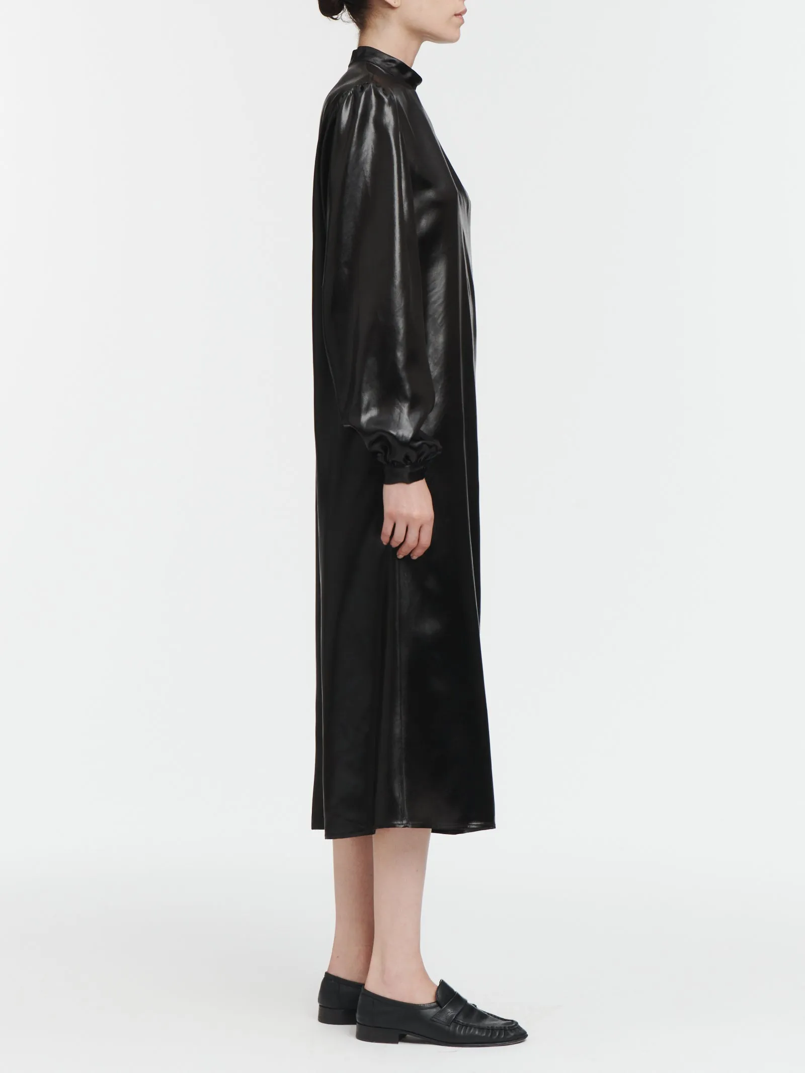 Pleated Blouson Dress in Black