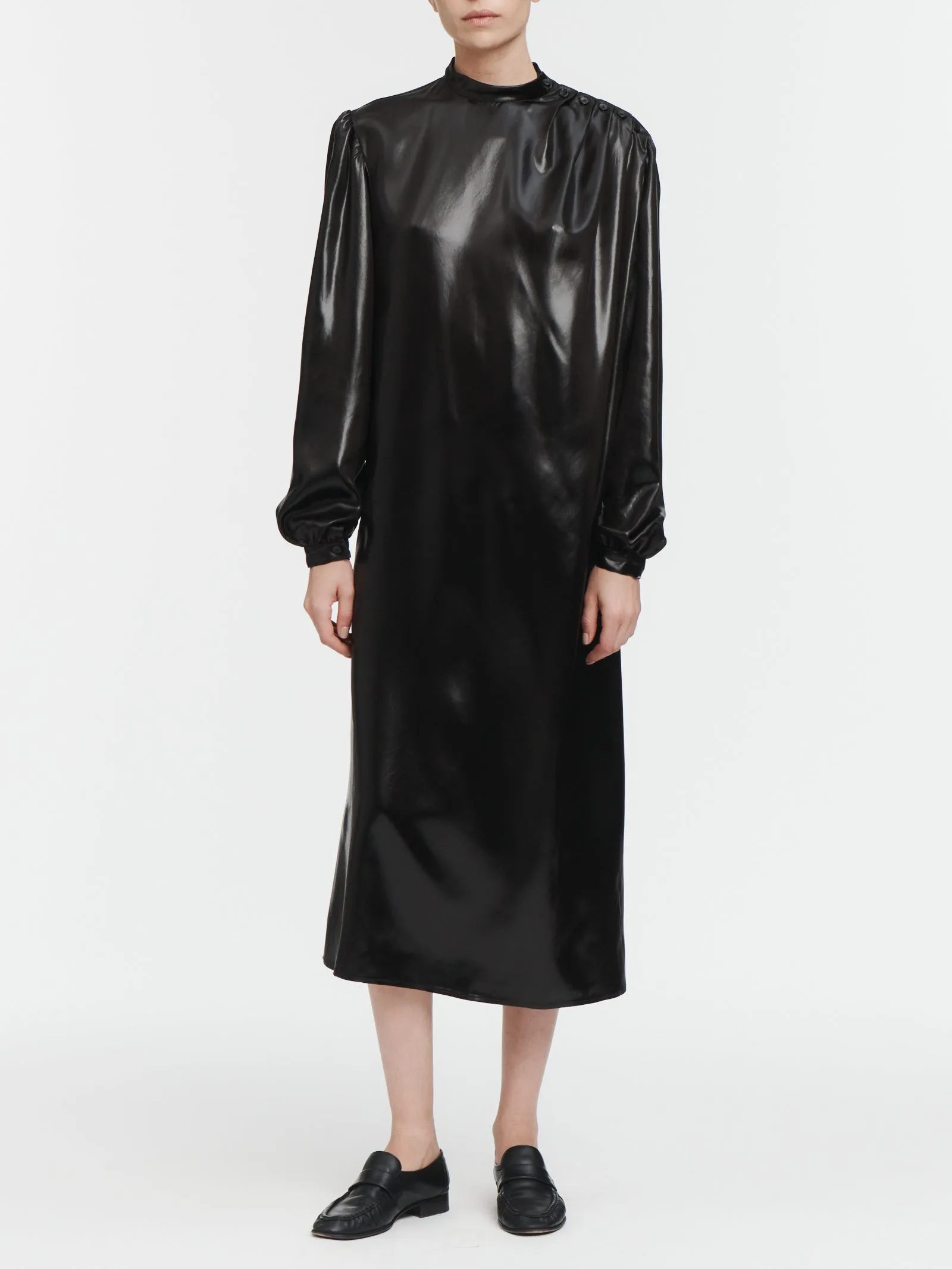 Pleated Blouson Dress in Black