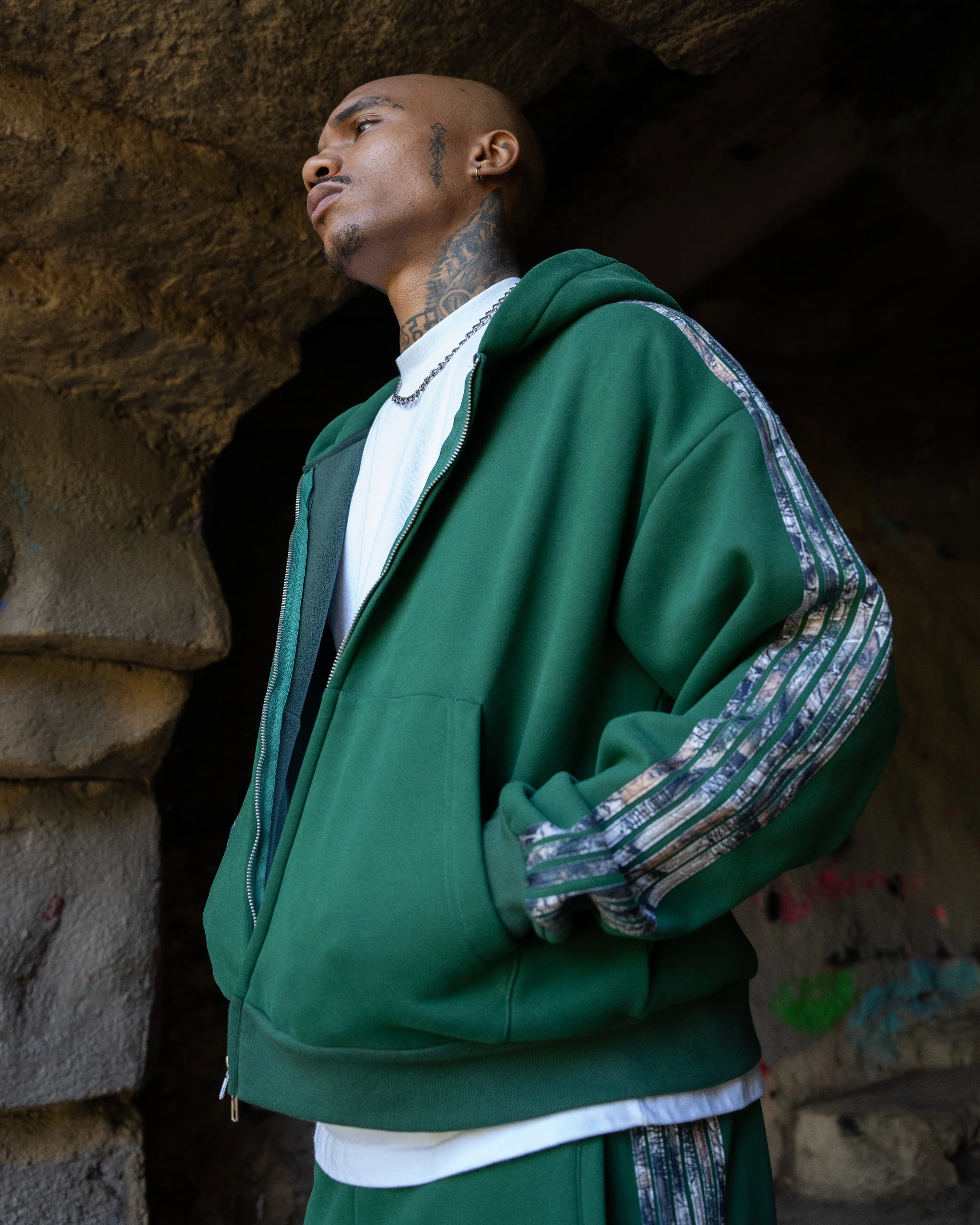 REAL CAMO STRIPED ZIP UP HOODIE - HUNTER GREEN